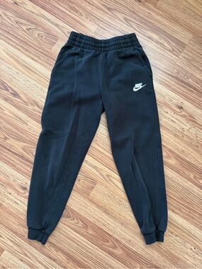 Nike Black Kids Fleece Joggers with White Swoosh